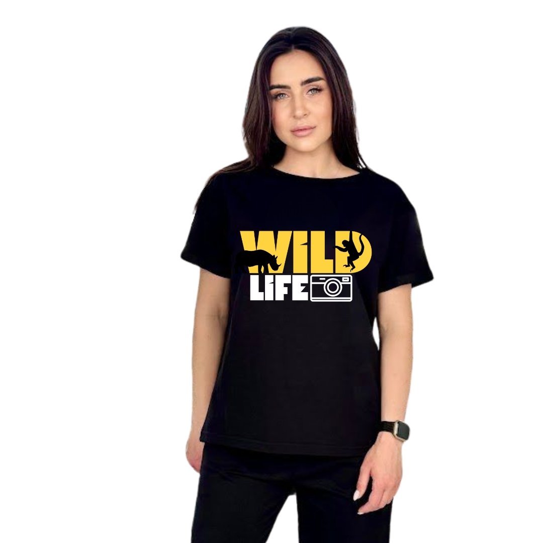 Wildlife Photographer - T-Shirt With Crew Neck - Image 2